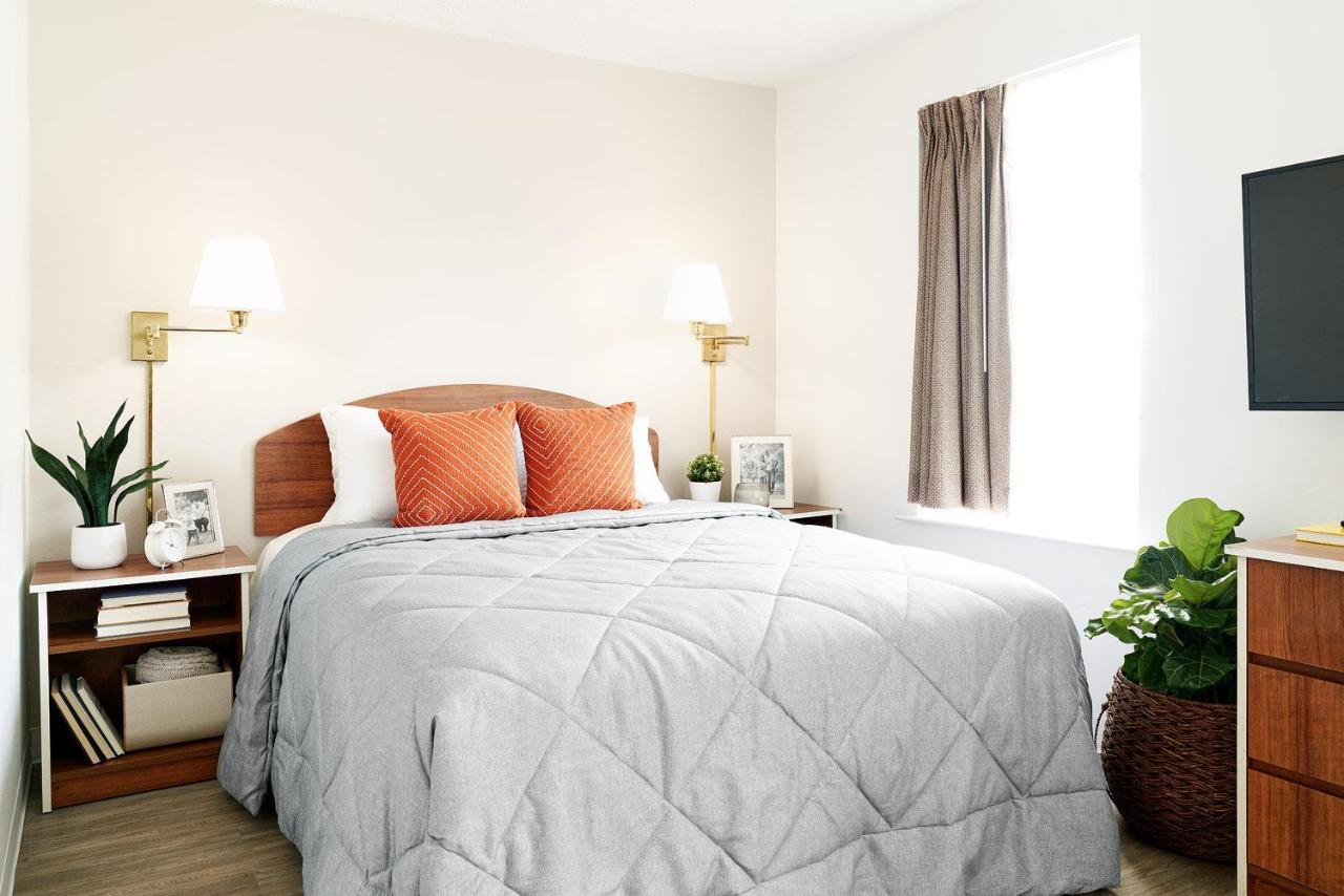 Intown Suites Extended Stay Houston Tx - Stuebner Airline Rd Louetta Eksteriør billede